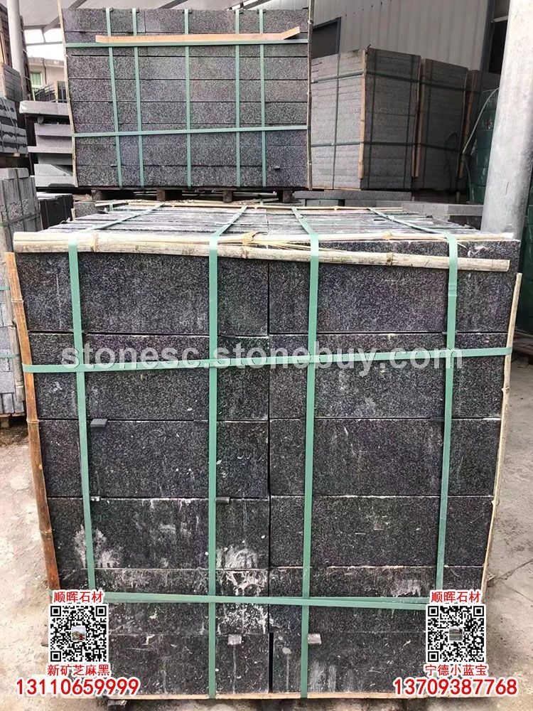 中国小蓝宝黑细花光面墓碑石墓石料