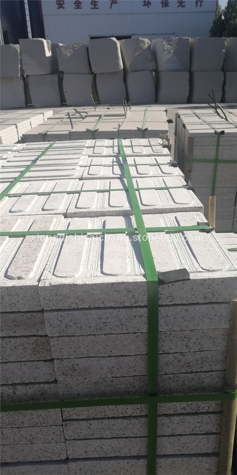 黄锈石盲道石的价格