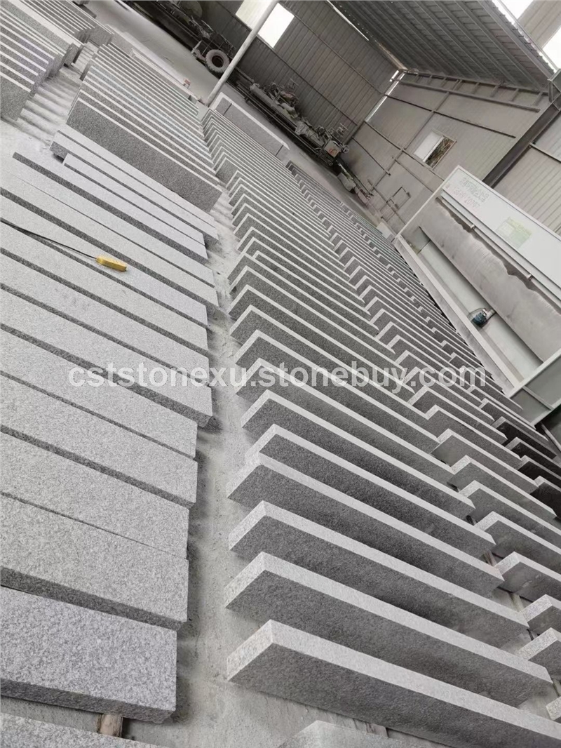 花岗岩芝麻白芝麻灰路沿石 侧平石 园林市政道路
