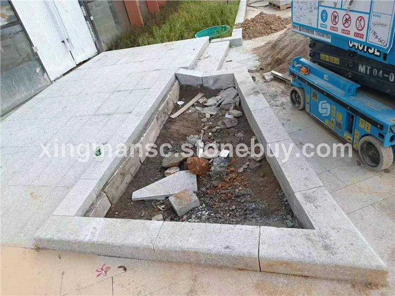 广东芝麻白路边石