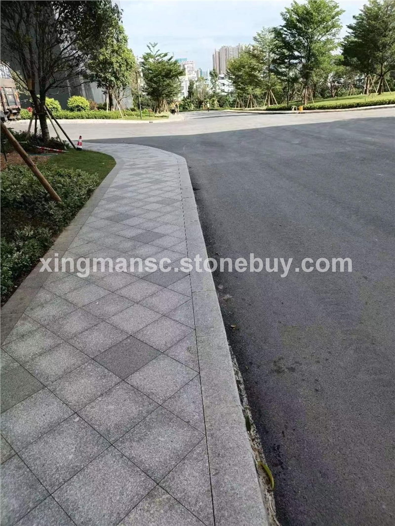 广东芝麻灰地铺石
