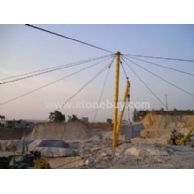 缆绳式桅杆起重机工作现场4