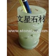 玉石制筆筒
