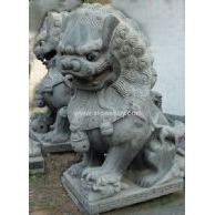 青石獅子