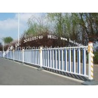 09款太陽(yáng)能防眩光市政護(hù)欄 交通隔離護(hù)欄 城市護(hù)欄&nbsp;&nbsp;純聚酯粉末噴涂護(hù)欄