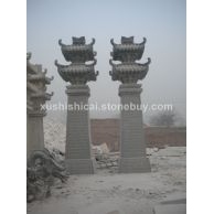 石雕龍柱