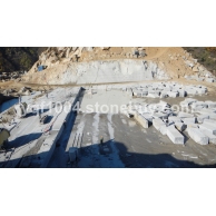 易县黑,自有矿山