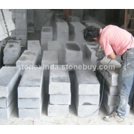 芝麻黑石材路沿石