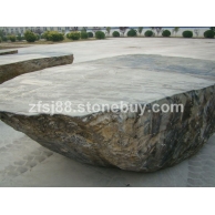 九龙壁精品原石。园林景观石。价格优惠。。