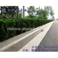五蓮花路邊石