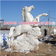 鑫泽雕刻厂家直销十二生肖马广场户外装饰马