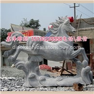 鑫澤廠供應(yīng)石雕馬青石馬飛騰馬雕塑擺件
